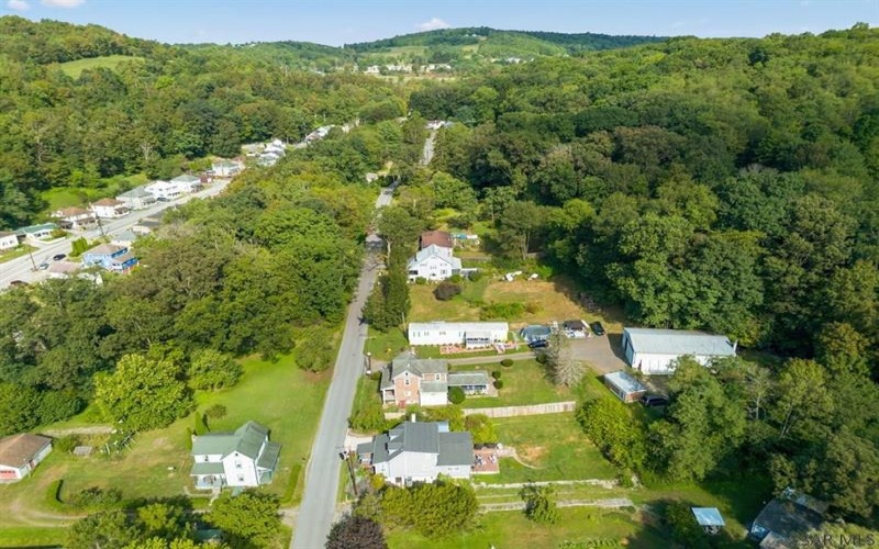 248 Thomas Street, Hollsopple, 15935, 3 Bedrooms Bedrooms, ,Residential,For Sale,Thomas Street,1738698