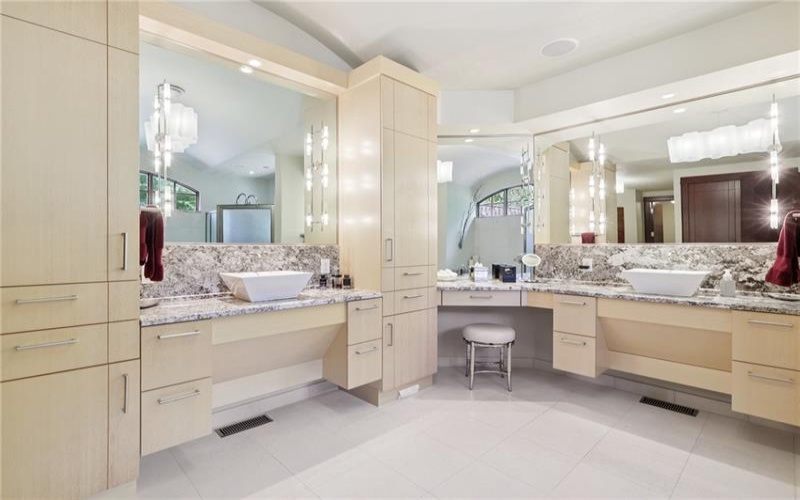 2330 Ridge Drive, Hidden Valley, 15502, 4 Bedrooms Bedrooms, 11 Rooms Rooms,4.1 BathroomsBathrooms,Residential,For Sale,Ridge Drive,1746630