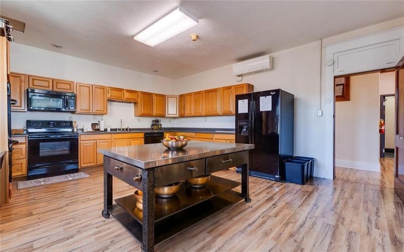 807 Ligonier St, Latrobe, 15650, ,Multi-unit,For Sale,Ligonier St,1744144
