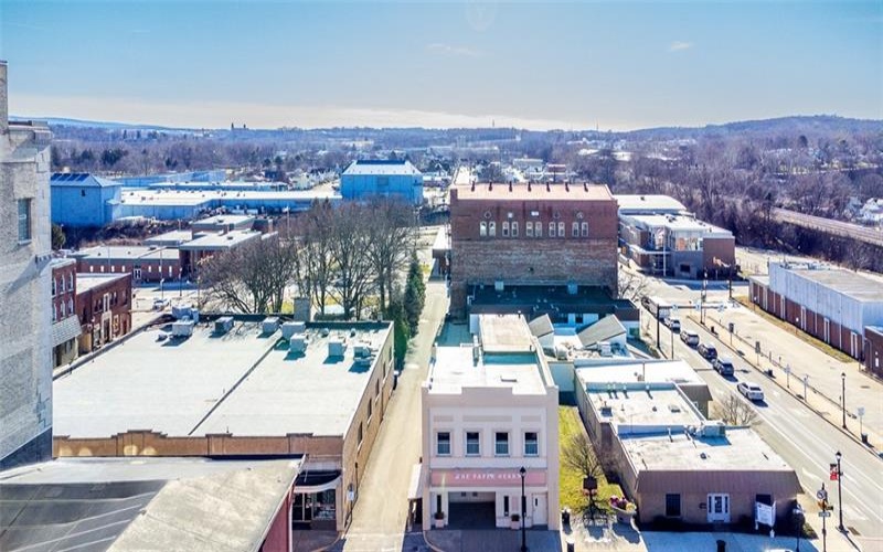 807 Ligonier St, Latrobe, 15650, ,Multi-unit,For Sale,Ligonier St,1744144