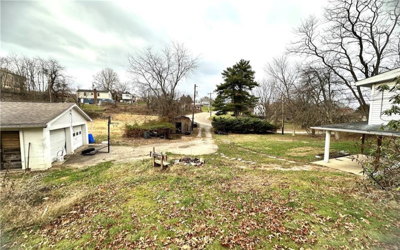 572 Alberts Dr, Monessen, 15062, 3 Bedrooms Bedrooms, ,1.1 BathroomsBathrooms,Residential,For Sale,Alberts Dr,1746659