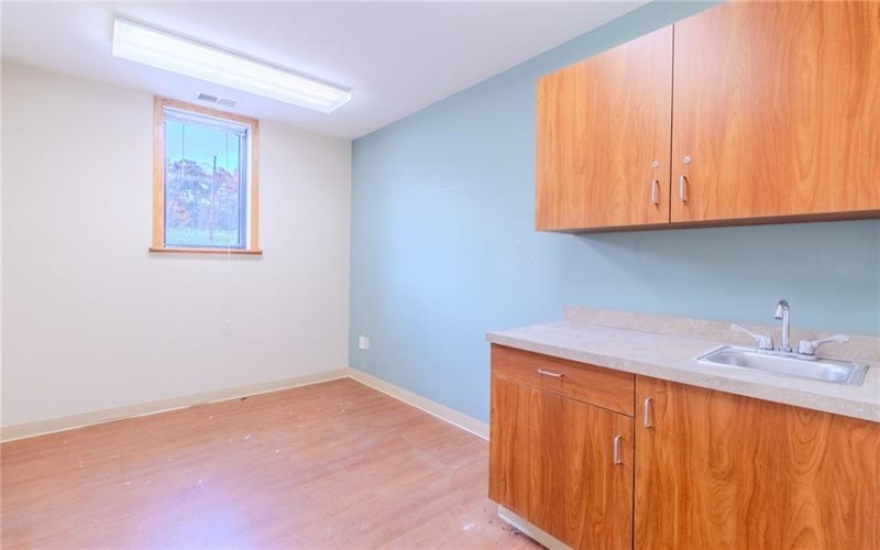 1600 Wildlife Lodge Rd Ste #2, Lower Burrell, 15068, ,Commercial-industrial-business,For Sale,Wildlife Lodge Rd Ste #2,1730385