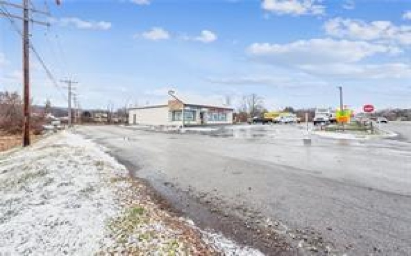 3703 Us-30, Latrobe, 15650, ,Commercial-industrial-business,For Sale,Us-30,1735243
