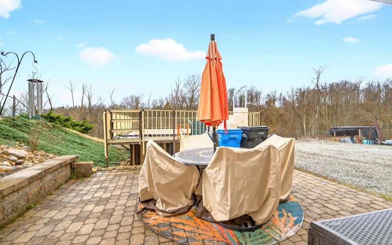 1952 Colleen DRIVE, North Huntingdon, 15642, 3 Bedrooms Bedrooms, 10 Rooms Rooms,1 BathroomBathrooms,Residential,For Sale,Colleen,1744155