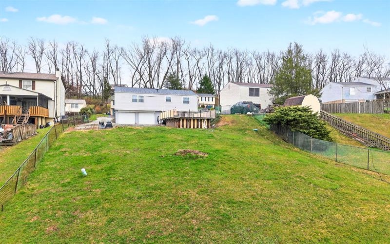 1952 Colleen DRIVE, North Huntingdon, 15642, 3 Bedrooms Bedrooms, 10 Rooms Rooms,1 BathroomBathrooms,Residential,For Sale,Colleen,1744155
