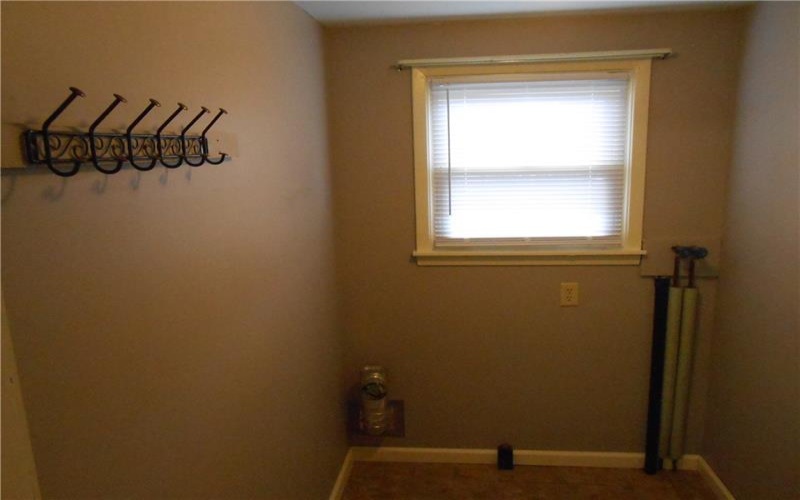 114 Grant St, Star Junction, 15482, 2 Bedrooms Bedrooms, ,1 BathroomBathrooms,Lease,For Rent,Grant St,1738750