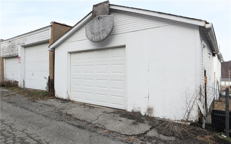 823 Crest Ave, Charleroi, 15022, 3 Bedrooms Bedrooms, 7 Rooms Rooms,1 BathroomBathrooms,Residential,For Sale,Crest Ave,1741470