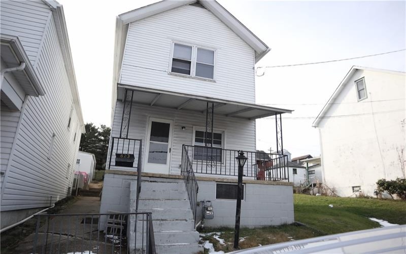 823 Crest Ave, Charleroi, 15022, 3 Bedrooms Bedrooms, 7 Rooms Rooms,1 BathroomBathrooms,Residential,For Sale,Crest Ave,1741470