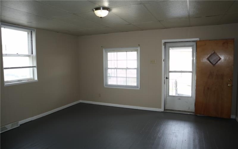 823 Crest Ave, Charleroi, 15022, 3 Bedrooms Bedrooms, 7 Rooms Rooms,1 BathroomBathrooms,Residential,For Sale,Crest Ave,1741470