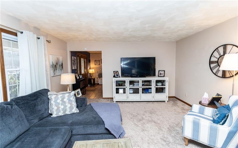 57 Russ St, Uniontown, 15401, 4 Bedrooms Bedrooms, ,2.1 BathroomsBathrooms,Residential,For Sale,Russ St,1744161