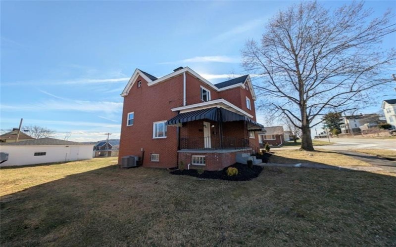120 5th St, Youngwood, 15697, 3 Bedrooms Bedrooms, 6 Rooms Rooms,1.1 BathroomsBathrooms,Residential,For Sale,5th St,1747301