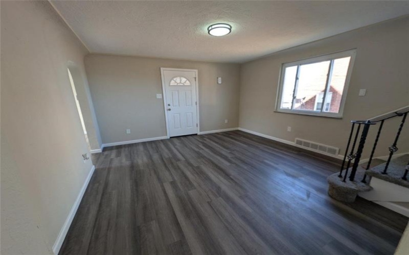 120 5th St, Youngwood, 15697, 3 Bedrooms Bedrooms, 6 Rooms Rooms,1.1 BathroomsBathrooms,Residential,For Sale,5th St,1747301