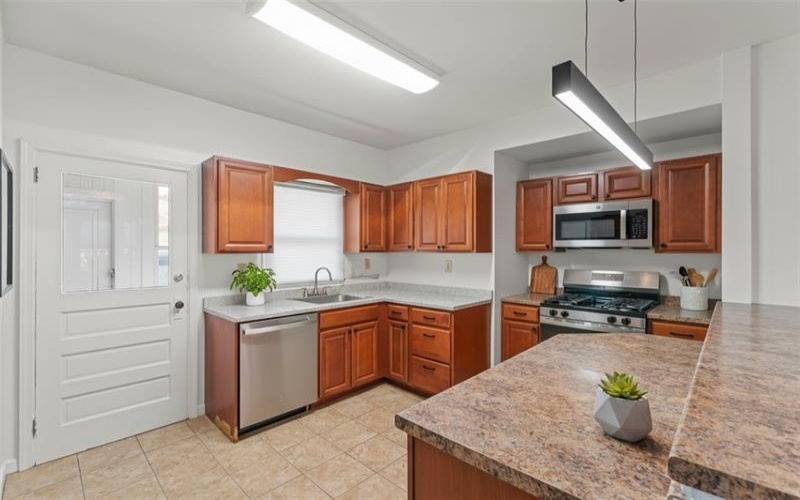 2667 Jefferson Ave, Washington, 15301, 3 Bedrooms Bedrooms, 6 Rooms Rooms,2 BathroomsBathrooms,Residential,For Sale,Jefferson Ave,1730466