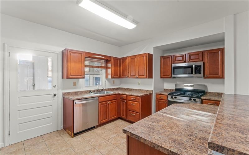 2667 Jefferson Ave, Washington, 15301, 3 Bedrooms Bedrooms, 6 Rooms Rooms,2 BathroomsBathrooms,Residential,For Sale,Jefferson Ave,1730466