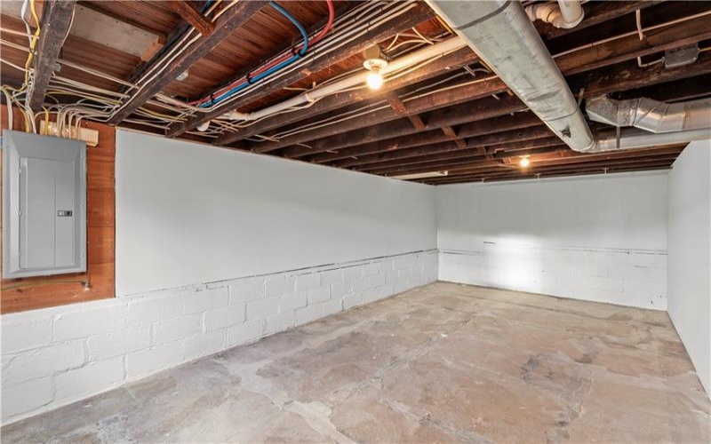 2667 Jefferson Ave, Washington, 15301, 3 Bedrooms Bedrooms, 6 Rooms Rooms,2 BathroomsBathrooms,Residential,For Sale,Jefferson Ave,1730466