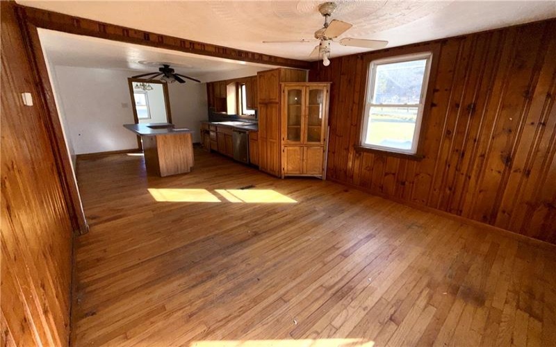 283 Line St, Central City, 15926, 4 Bedrooms Bedrooms, ,1 BathroomBathrooms,Residential,For Sale,Line St,1741502