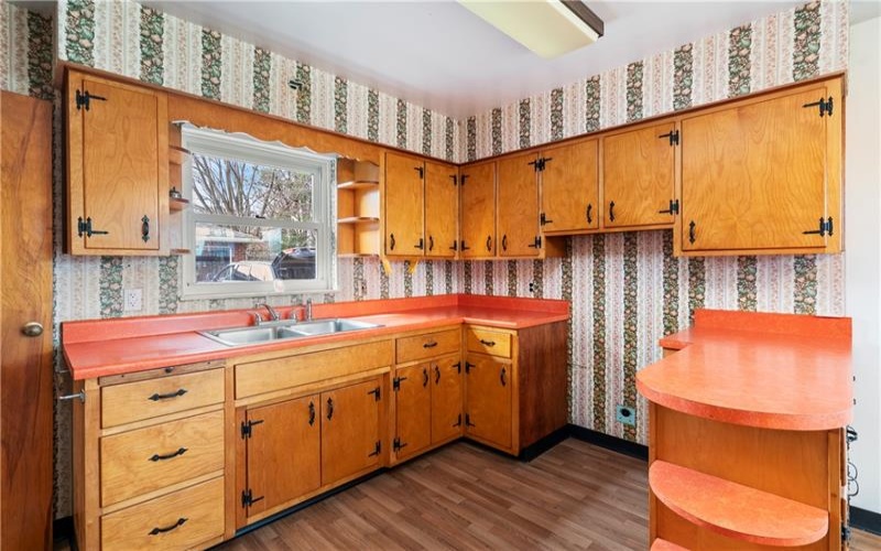 224 Eastern Dr, Lower Burrell, 15068, 3 Bedrooms Bedrooms, 7 Rooms Rooms,2 BathroomsBathrooms,Residential,For Sale,Eastern Dr,1746708