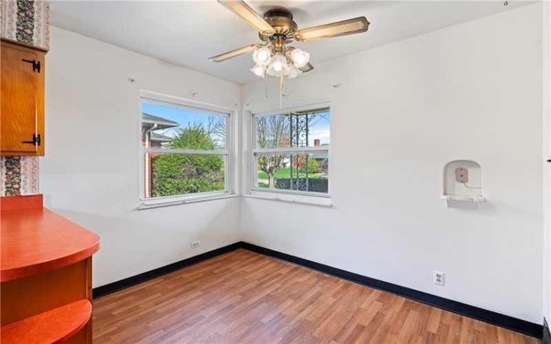 224 Eastern Dr, Lower Burrell, 15068, 3 Bedrooms Bedrooms, 7 Rooms Rooms,2 BathroomsBathrooms,Residential,For Sale,Eastern Dr,1746708