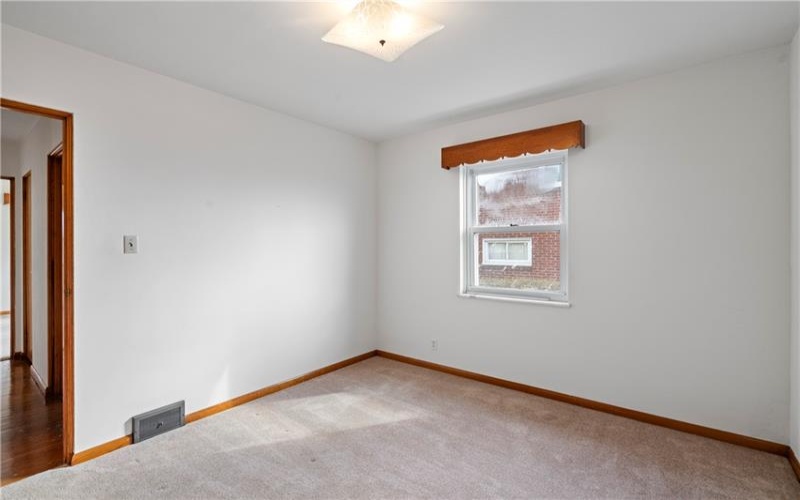 224 Eastern Dr, Lower Burrell, 15068, 3 Bedrooms Bedrooms, 7 Rooms Rooms,2 BathroomsBathrooms,Residential,For Sale,Eastern Dr,1746708
