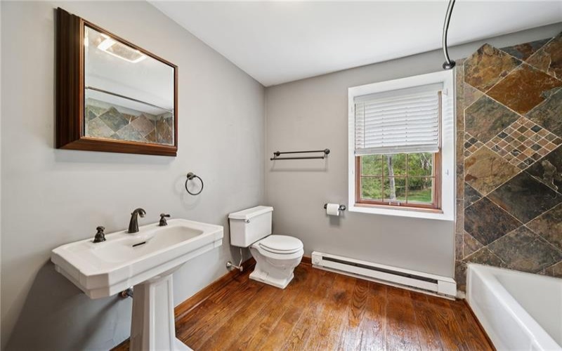 41 COLUMBIA ROAD, MONONGAHELA, 15063, 2 Bedrooms Bedrooms, 5 Rooms Rooms,1 BathroomBathrooms,Residential,For Sale,COLUMBIA ROAD,1723607