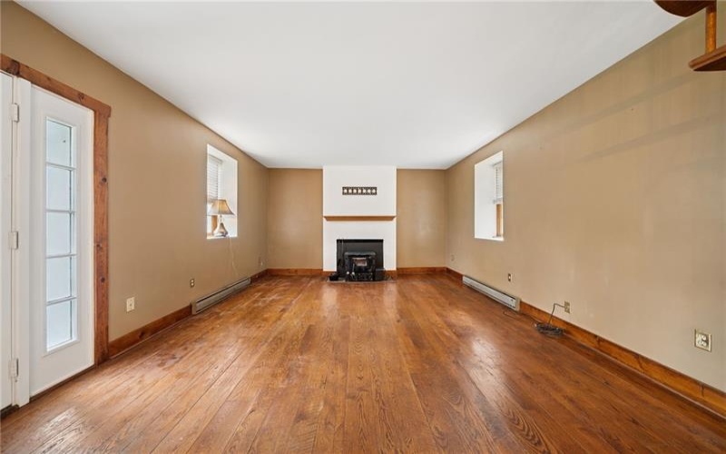 41 COLUMBIA ROAD, MONONGAHELA, 15063, 2 Bedrooms Bedrooms, 5 Rooms Rooms,1 BathroomBathrooms,Residential,For Sale,COLUMBIA ROAD,1723607