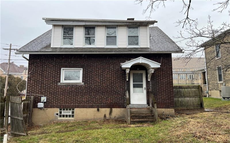536 Patton Ave, Jeannette, 15644, 3 Bedrooms Bedrooms, 6 Rooms Rooms,1.1 BathroomsBathrooms,Residential,For Sale,Patton Ave,1735309