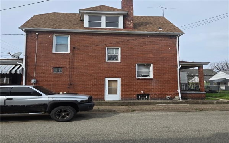 1354 5th Ave, New Kensington, 15068, ,Multi-unit,For Sale,5th Ave,1744199