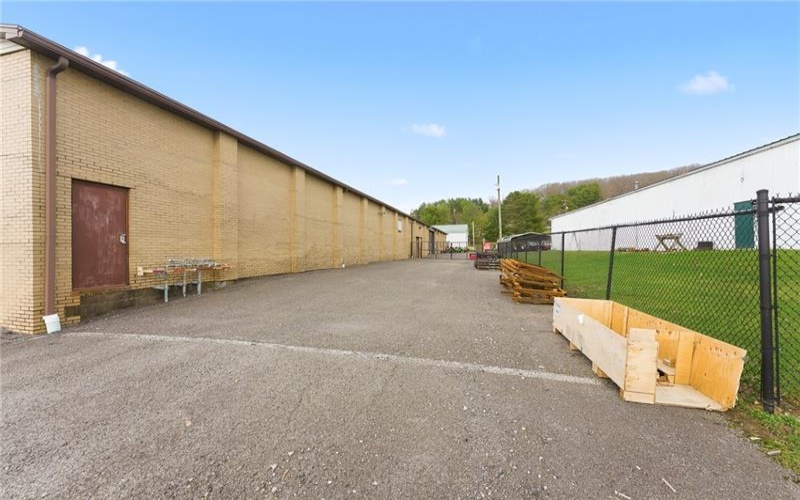 1117 Willow Dr, Waynesburg, 15370, ,Commercial-industrial-business,For Sale,Willow Dr,1744208