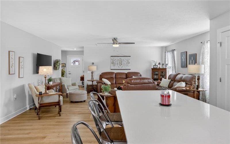105 Horseshoe Loop, Washington, 15301, 3 Bedrooms Bedrooms, 9 Rooms Rooms,2 BathroomsBathrooms,Residential,For Sale,Horseshoe Loop,1746741