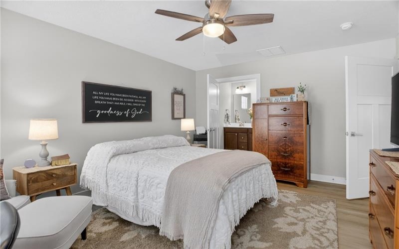 105 Horseshoe Loop, Washington, 15301, 3 Bedrooms Bedrooms, 9 Rooms Rooms,2 BathroomsBathrooms,Residential,For Sale,Horseshoe Loop,1746741