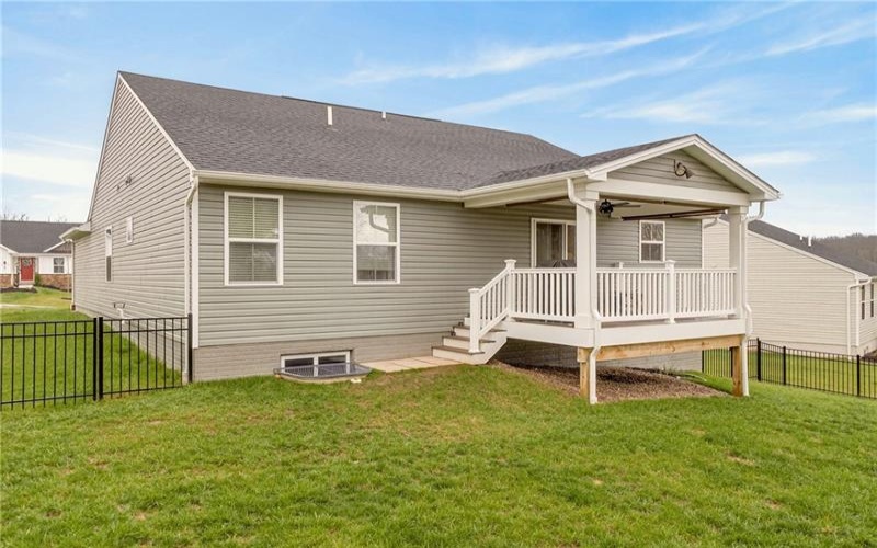 105 Horseshoe Loop, Washington, 15301, 3 Bedrooms Bedrooms, 9 Rooms Rooms,2 BathroomsBathrooms,Residential,For Sale,Horseshoe Loop,1746741