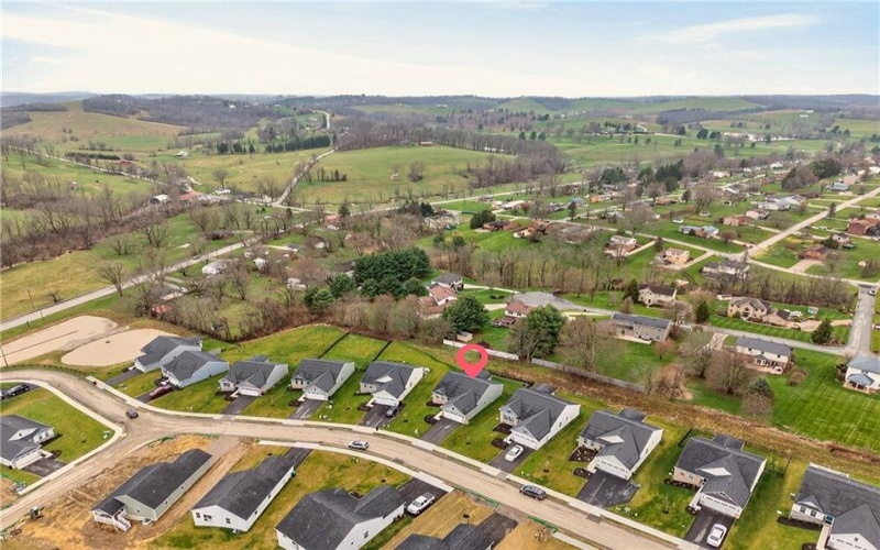 105 Horseshoe Loop, Washington, 15301, 3 Bedrooms Bedrooms, 9 Rooms Rooms,2 BathroomsBathrooms,Residential,For Sale,Horseshoe Loop,1746741