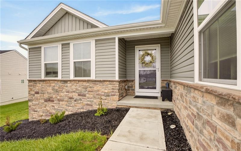 105 Horseshoe Loop, Washington, 15301, 3 Bedrooms Bedrooms, 9 Rooms Rooms,2 BathroomsBathrooms,Residential,For Sale,Horseshoe Loop,1746741