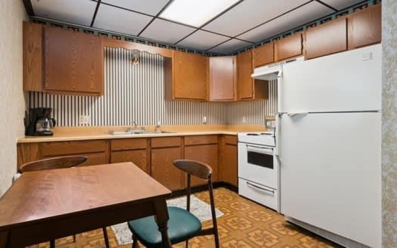 618 Pike Run Drive, Daisytown, 15427, ,Multi-unit,For Sale,Pike Run Drive,1723685