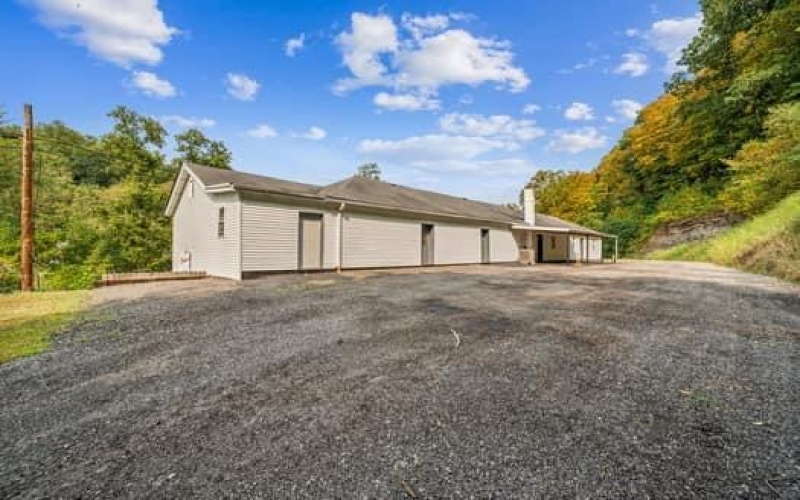 618 Pike Run Drive, Daisytown, 15427, ,Multi-unit,For Sale,Pike Run Drive,1723685