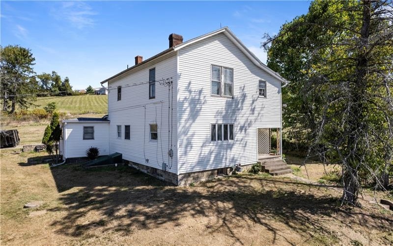 1276 Willowbrook Road, Rostraver Township, 15012, 3 Bedrooms Bedrooms, ,1.1 BathroomsBathrooms,Residential,For Sale,Willowbrook Road,1723700
