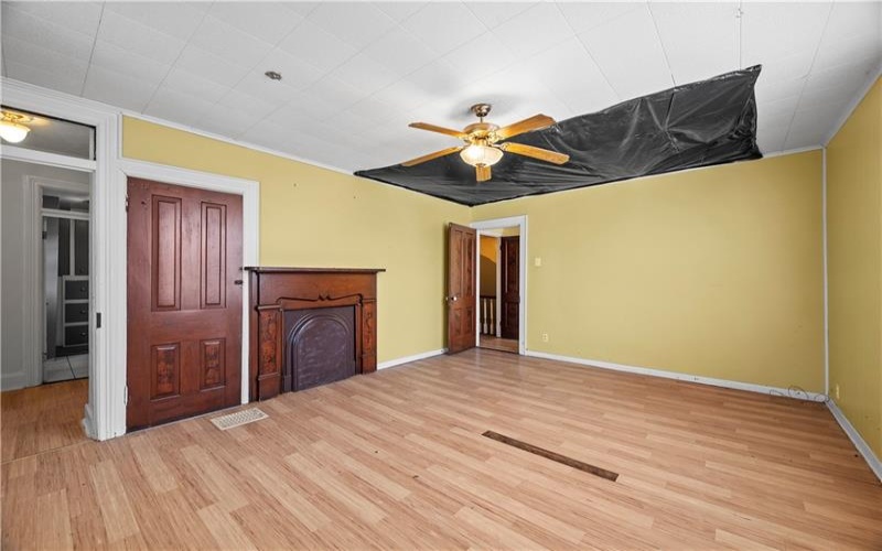 1276 Willowbrook Road, Rostraver Township, 15012, 3 Bedrooms Bedrooms, ,1.1 BathroomsBathrooms,Residential,For Sale,Willowbrook Road,1723700