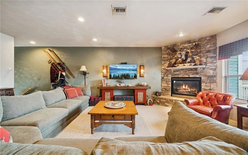 9121 Aspen Drive, Champion, 15622, 4 Bedrooms Bedrooms, 9 Rooms Rooms,4 BathroomsBathrooms,Residential,For Sale,Aspen Drive,1730610