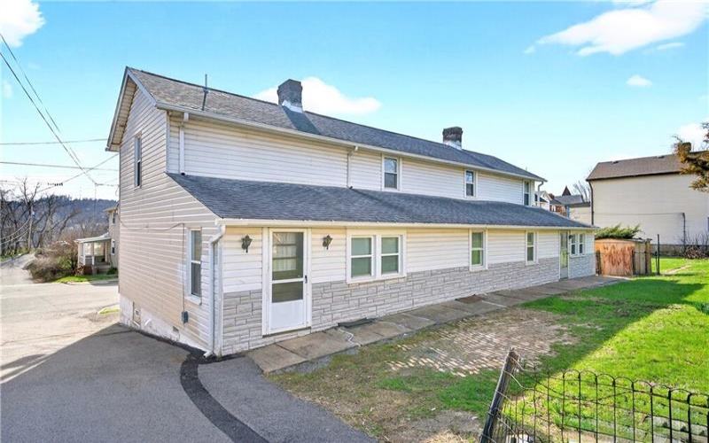 427 Market St, Belle Vernon, 15012, ,Multi-unit,For Sale,Market St,1744270