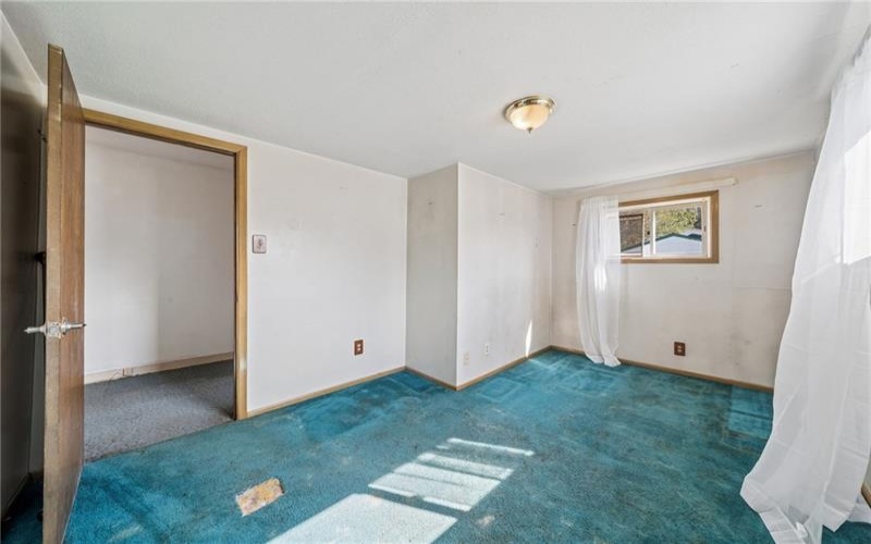 336 Valley St, Mc Donald, 15057, 2 Bedrooms Bedrooms, ,1.1 BathroomsBathrooms,Residential,For Sale,Valley St,1746770