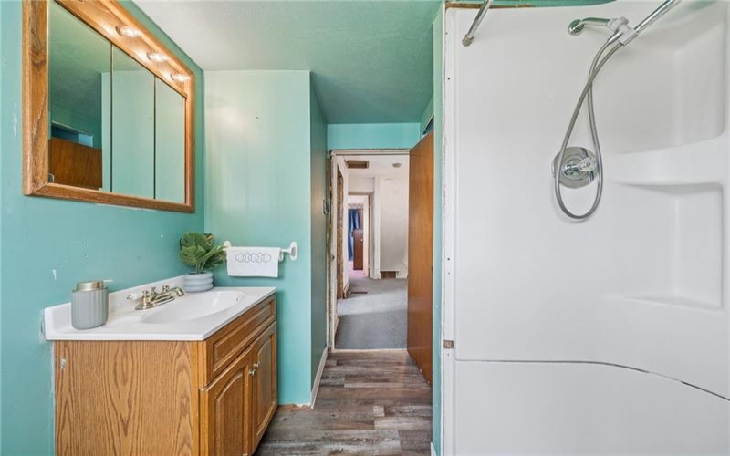 336 Valley St, Mc Donald, 15057, 2 Bedrooms Bedrooms, ,1.1 BathroomsBathrooms,Residential,For Sale,Valley St,1746770