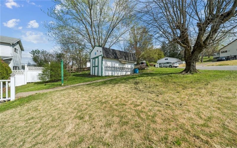 336 Valley St, Mc Donald, 15057, 2 Bedrooms Bedrooms, ,1.1 BathroomsBathrooms,Residential,For Sale,Valley St,1746770