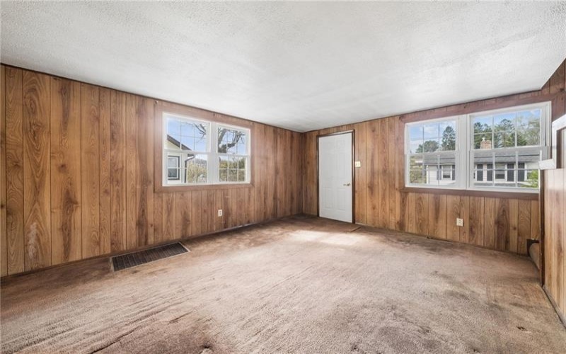336 Valley St, Mc Donald, 15057, 2 Bedrooms Bedrooms, ,1.1 BathroomsBathrooms,Residential,For Sale,Valley St,1746770