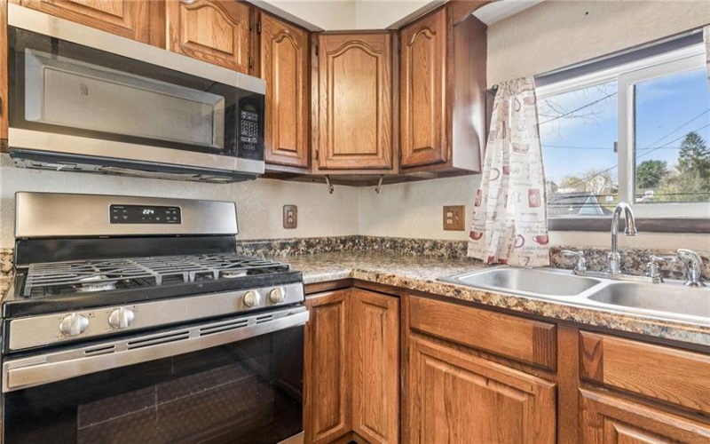 336 Valley St, Mc Donald, 15057, 2 Bedrooms Bedrooms, ,1.1 BathroomsBathrooms,Residential,For Sale,Valley St,1746770