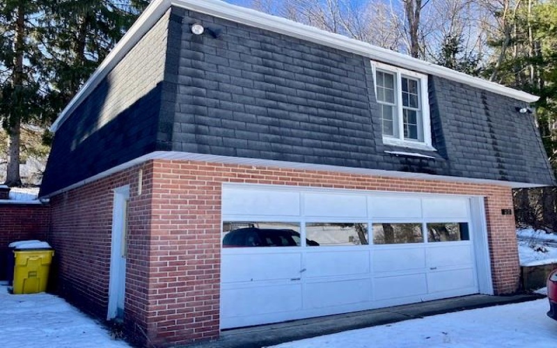 219 Meadow Drive, Johnstown, 15905, 4 Bedrooms Bedrooms, ,2.1 BathroomsBathrooms,Residential,For Sale,Meadow Drive,1738887