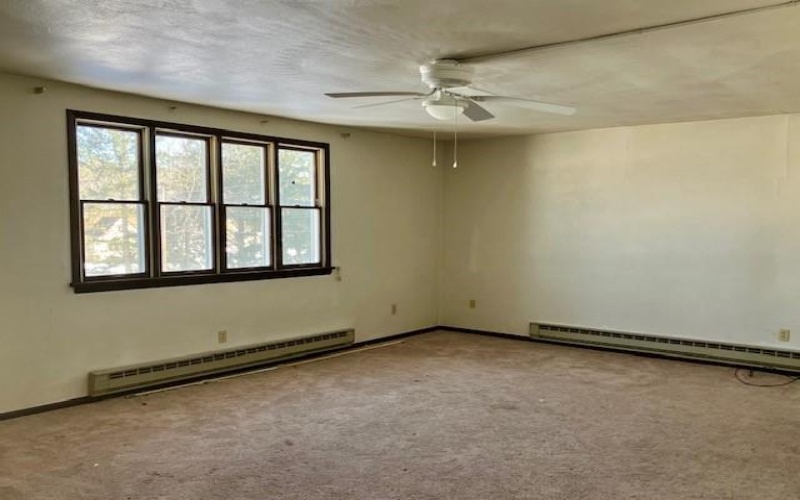 219 Meadow Drive, Johnstown, 15905, 4 Bedrooms Bedrooms, ,2.1 BathroomsBathrooms,Residential,For Sale,Meadow Drive,1738887