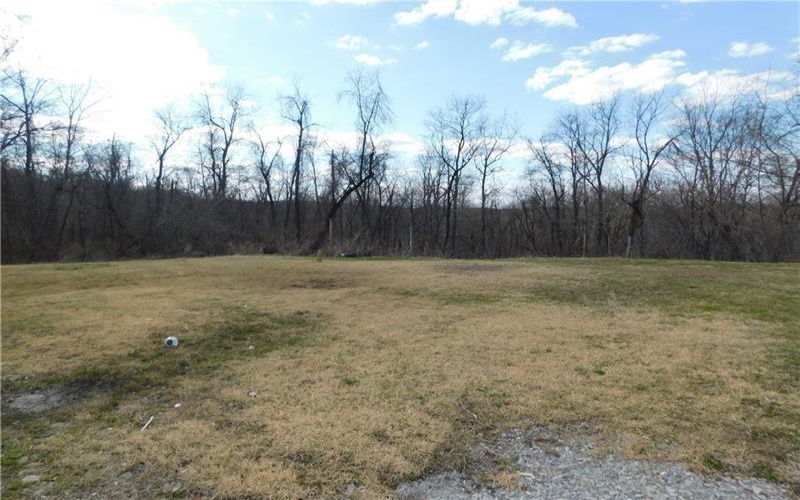 1115 Connellsville Road, Uniontown, 15401, ,Commercial-industrial-business,For Sale,Connellsville Road,1741551