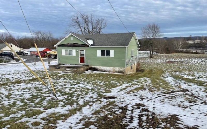 316-318 BUTE ROAD, Uniontown, 15401, 4 Bedrooms Bedrooms, ,3 BathroomsBathrooms,Residential,For Sale,BUTE ROAD,1735391