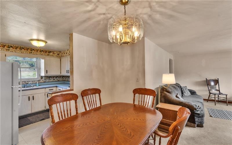 4060 Hart Ct, Murrysville, 15668, 3 Bedrooms Bedrooms, 10 Rooms Rooms,1 BathroomBathrooms,Residential,For Sale,Hart Ct,1744298