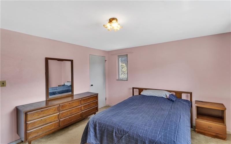 4060 Hart Ct, Murrysville, 15668, 3 Bedrooms Bedrooms, 10 Rooms Rooms,1 BathroomBathrooms,Residential,For Sale,Hart Ct,1744298